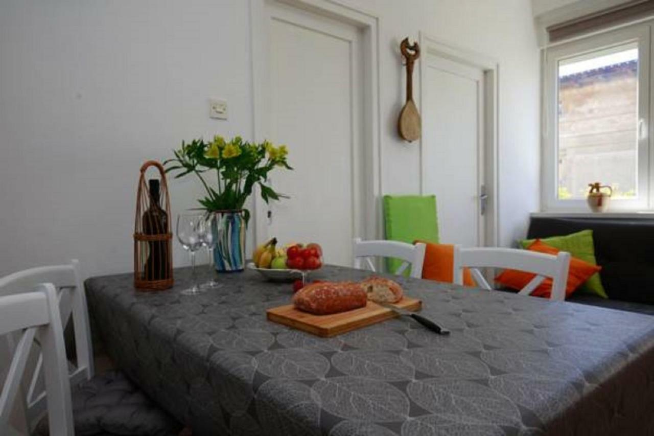 Pietas Iulia Apartment Pula Ngoại thất bức ảnh